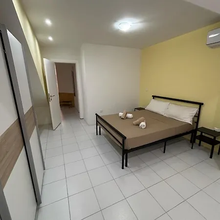 1 Bedroom In The Heart Of St Julians Apartment