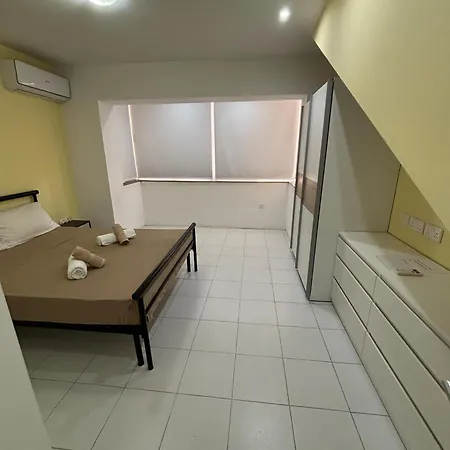 1 Bedroom In The Heart Of St Julians San Ġiljan